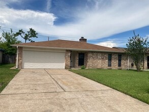 Building Photo - 16727 Bougainvilla Ln