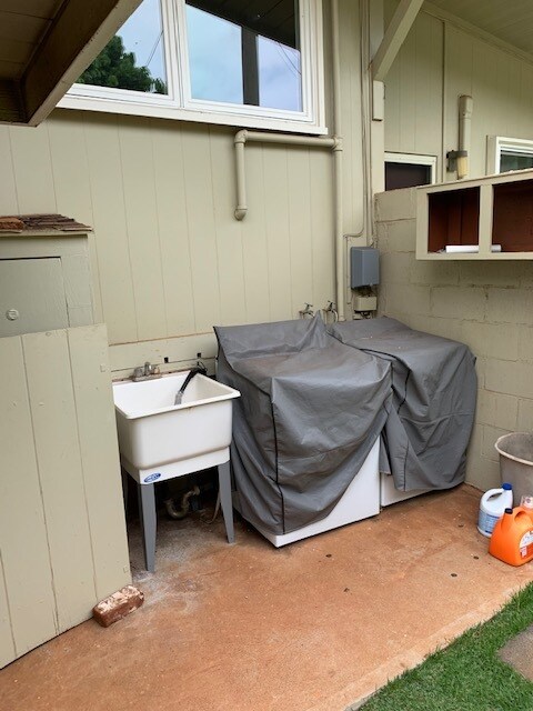 Building Photo - 3565 Pahoa Ave