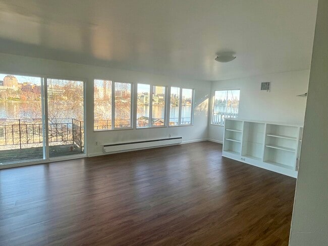 Building Photo - 3136 Portage Bay Plz E