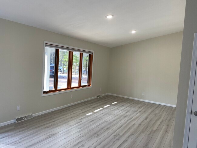 Building Photo - 4040 Camp Phillips Rd