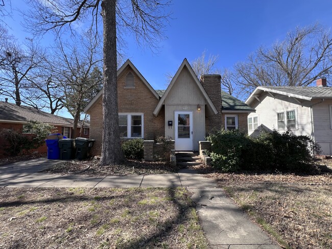 Photo - 926 Miller Ave (Norman, OK) House