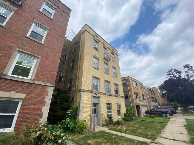 Foto del edificio - 6028 N Francisco Ave