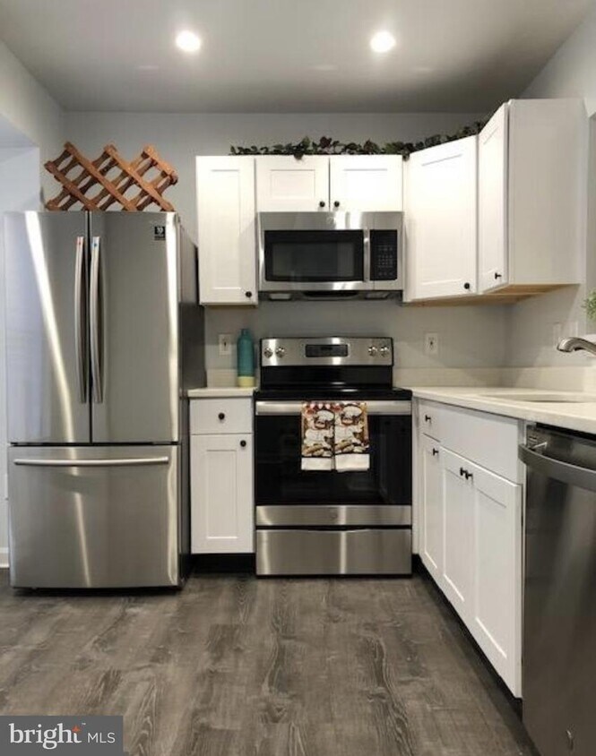 Foto principal - 13120 Ripon Pl