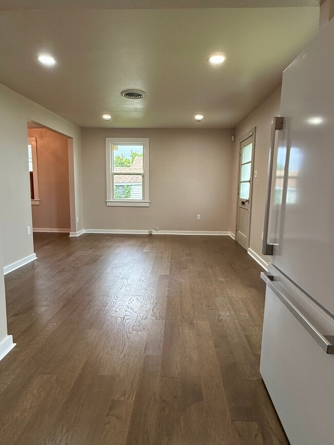 Living room from the kitchen - 820 Thirba St