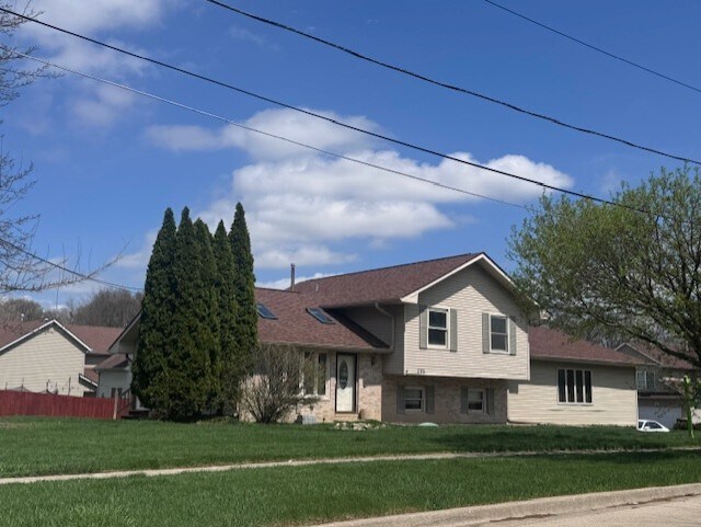 Foto del edificio - 396 Ridgeland Ave