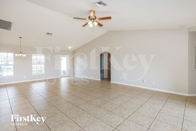 Foto del edificio - 3512 NW 21st St