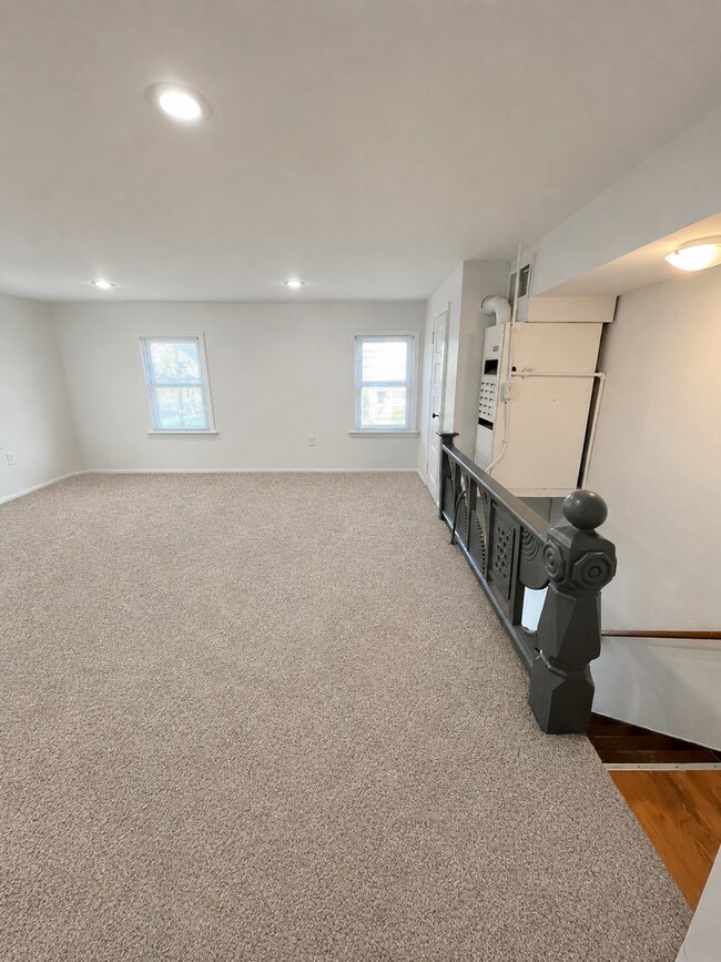 Foto del edificio - 526 N Huron St