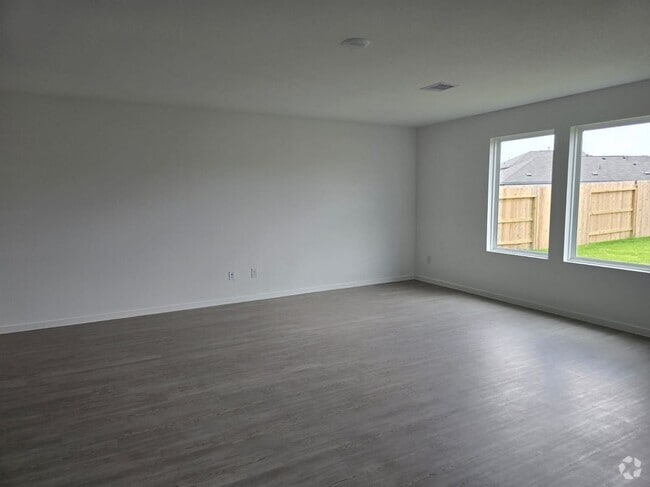 Building Photo - 26706 Dalmatian Bellflower Dr