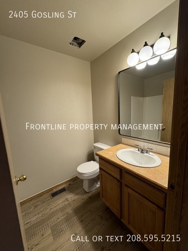 Building Photo - Nice newly updated home!