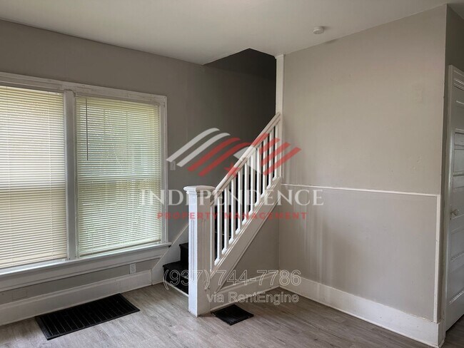 Foto del edificio - 53 W Norman Ave