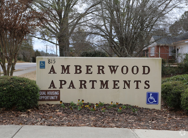 Foto del edificio - Amberwood Apartments