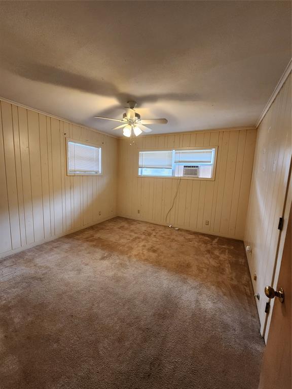 Building Photo - 1605 Shady Oaks Dr