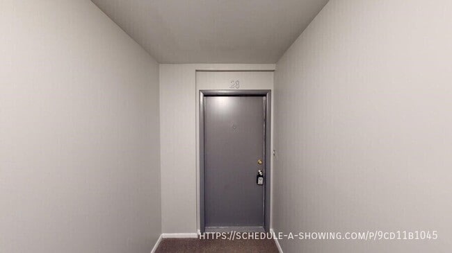 Building Photo - 404 E Park St