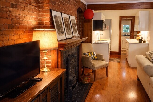 Foto del edificio - 178 Commonwealth Ave