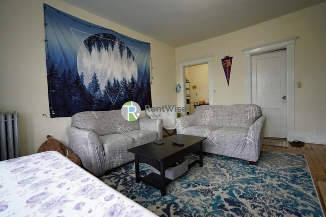 Foto del edificio - 1212 Commonwealth Ave