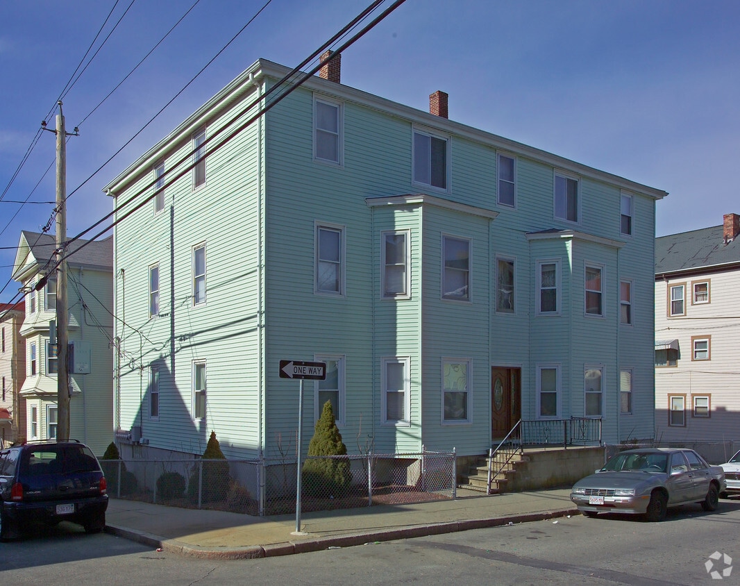 Primary Photo - 45 Grant St