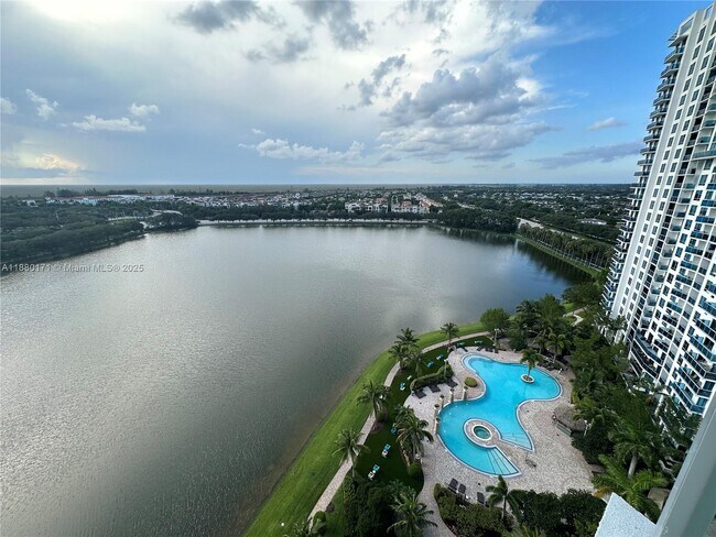 Foto del edificio - 2681 N Flamingo Rd