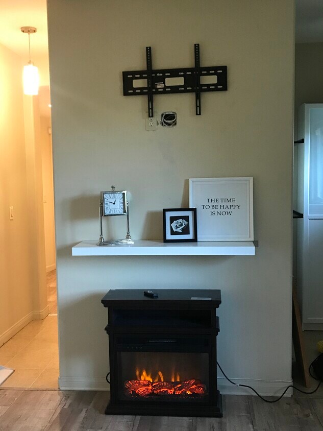 42 Santa Bella Rd Unit B, Rolling Hills Estates, CA 90274 Apartments