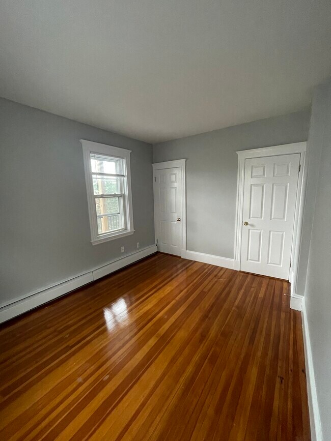 Foto del edificio - 849 E 3rd St