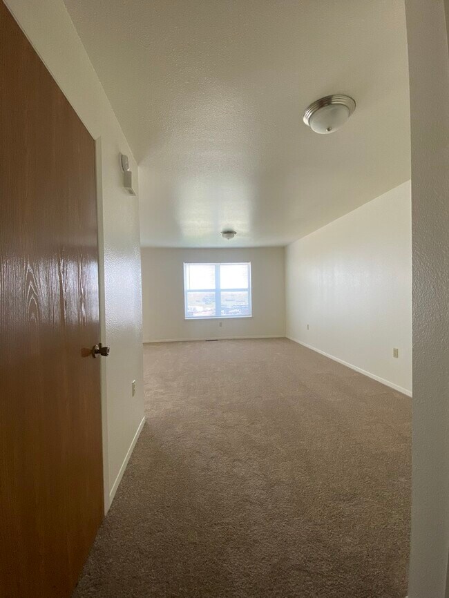 Foto del edificio - 354 Norbeck Ct