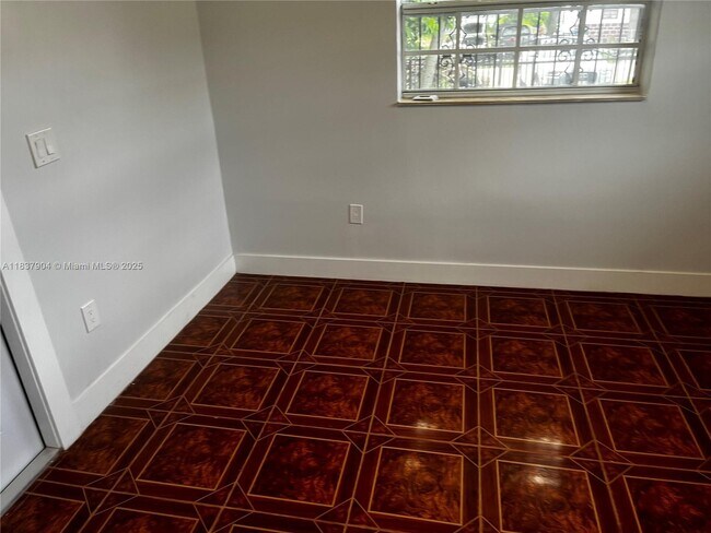 Foto del edificio - 2968 NW 59th St