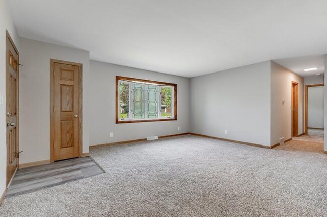 Foto del edificio - 2040 Blueberry Ln