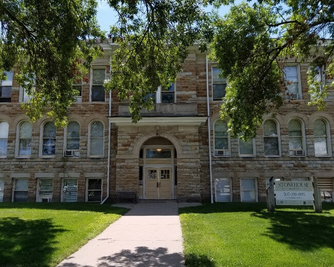 Building Photo - Stonehouse Apartments
