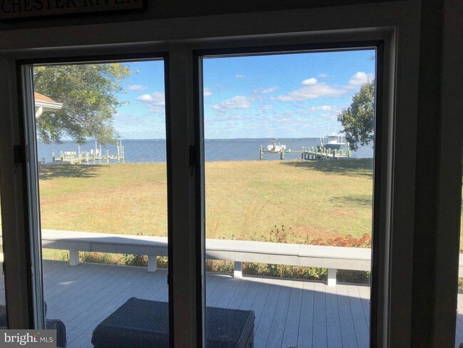 Foto del edificio - 602 Long Point Rd