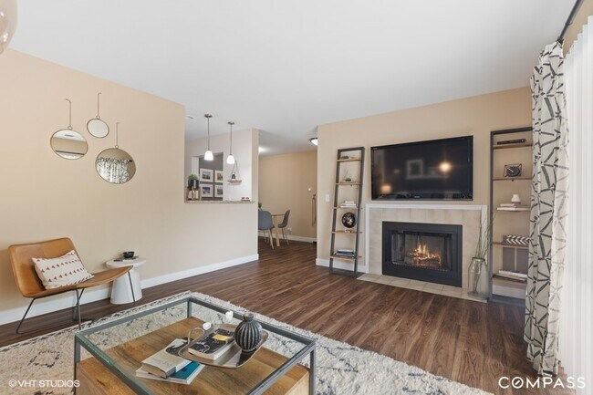 Foto del edificio - 53 Kensington Cir