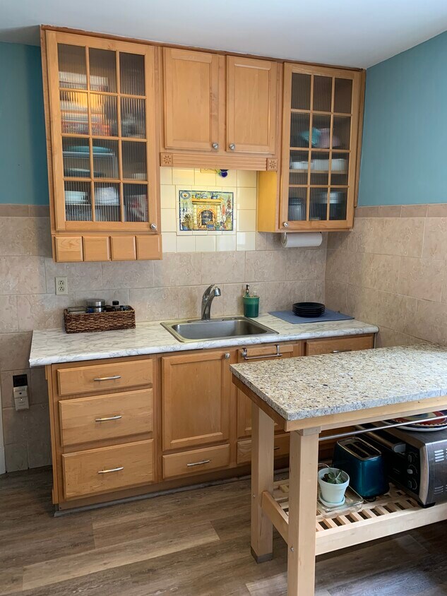 Foto principal - 5353 W Berteau Ave
