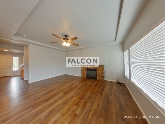 Foto del edificio - 9279 Birr Ct