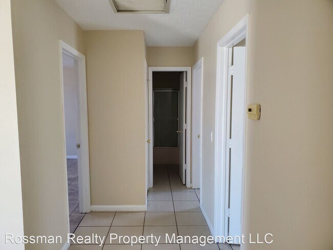 Building Photo - 3 br, 1.5 bath House - 4017 12th St. W.