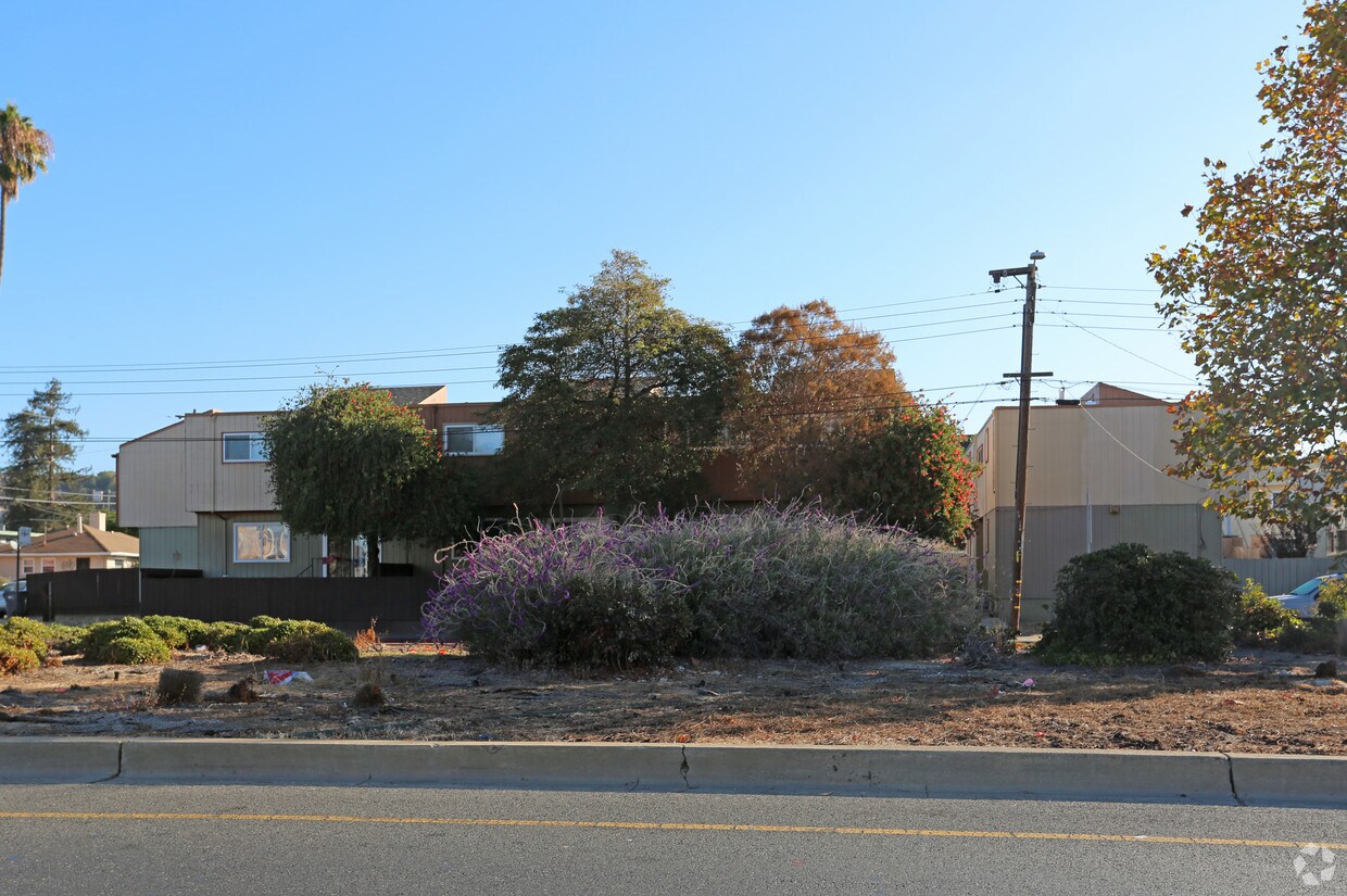 Foto principal - 2226 94th Ave