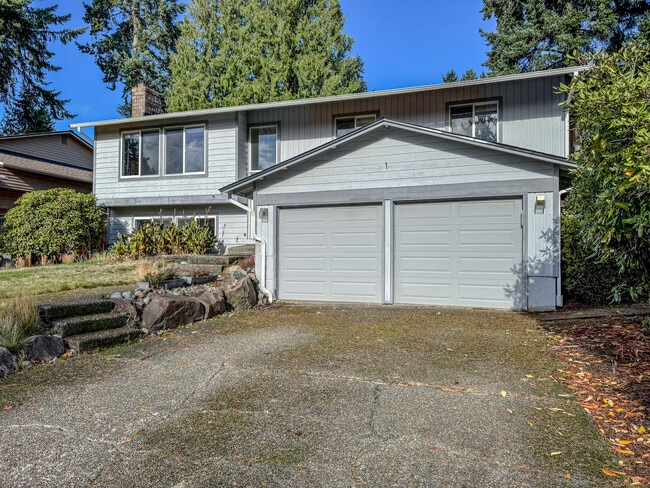 Building Photo - 9300 NE 132nd Pl