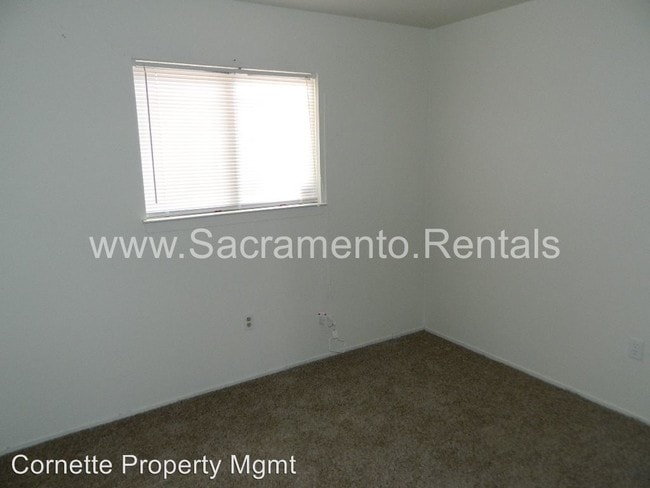 Building Photo - 3 br, 1.5 bath House - 3026 40th Street
