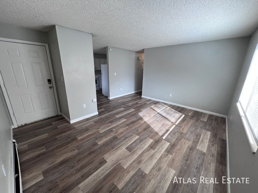 Photo - 415 Saint Vrain Place-201