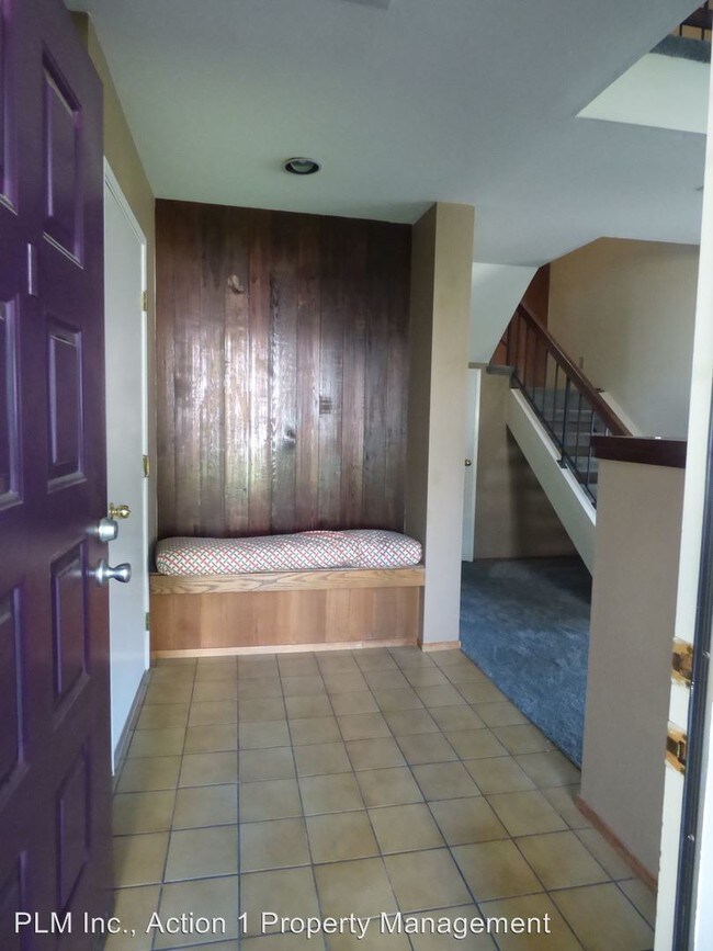 Building Photo - 3 br, 2.5 bath House - 4378 Fairlands Drive