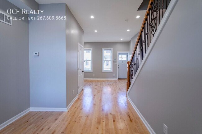 Foto del edificio - Three Bed Brewerytown Townhome