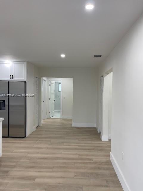 Foto del edificio - 106 E 8th St