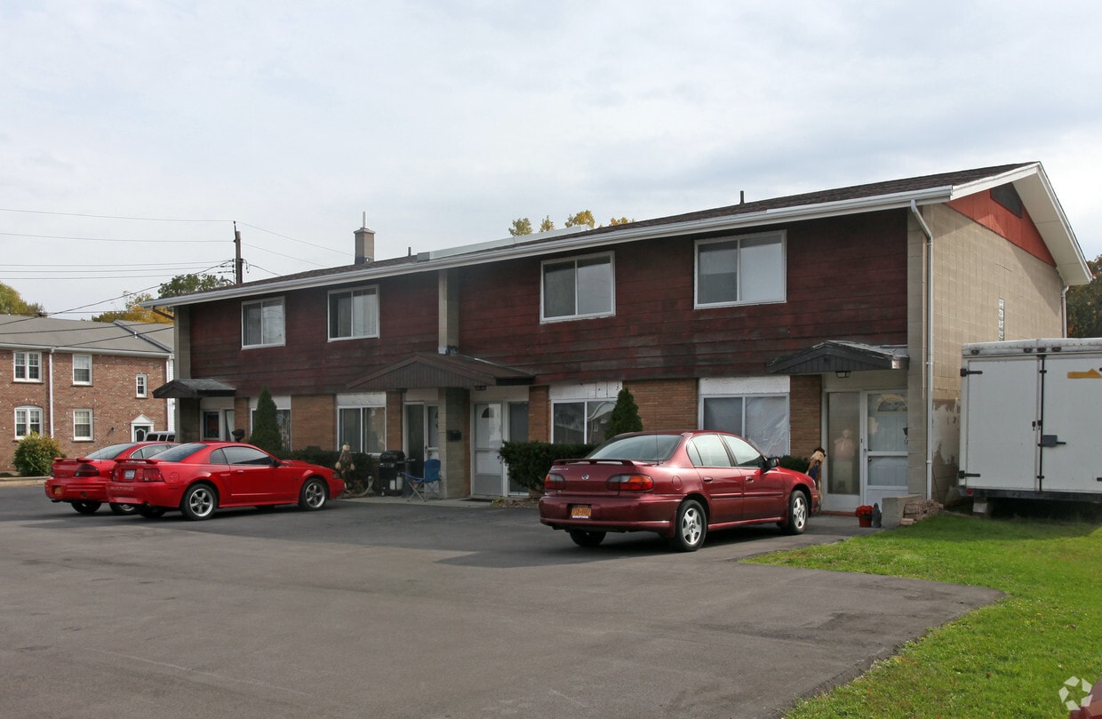 84318435 Buffalo Ave, Niagara Falls, NY 14304 Apartments in Niagara