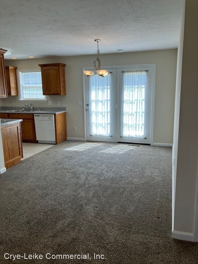 Foto del edificio - 3 br, 2 bath House - 1013 Creekview Dr.