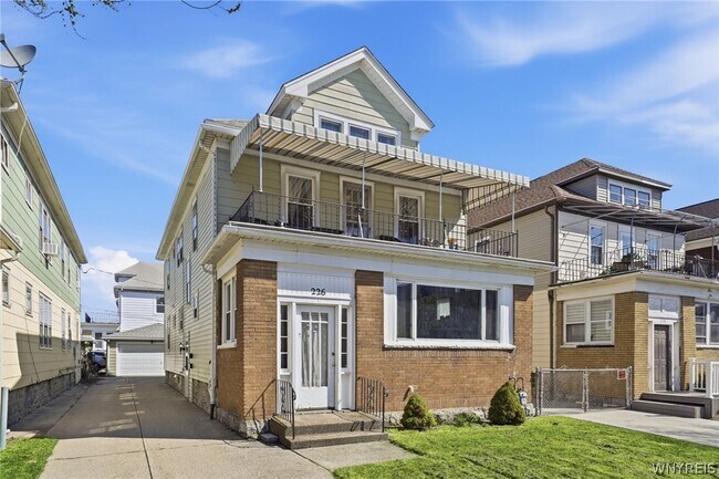 Foto del edificio - 226 Tacoma Ave