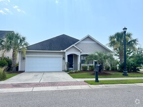 Building Photo - 1651 Essex Way