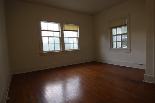 Building Photo - 251 Forbes Ave