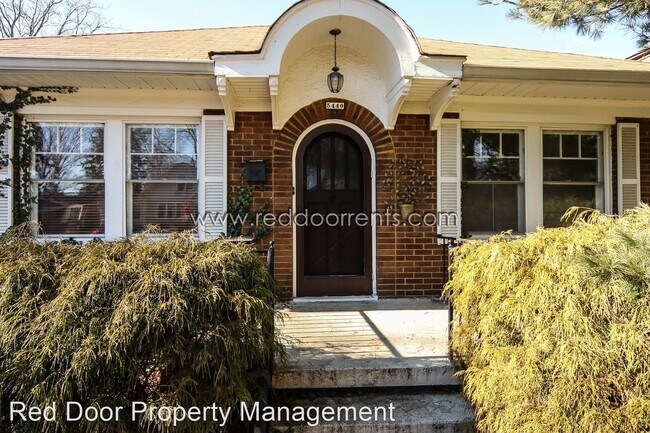 Foto del edificio - 2 br, 1.5 bath House - 5440 N Carrollton Av