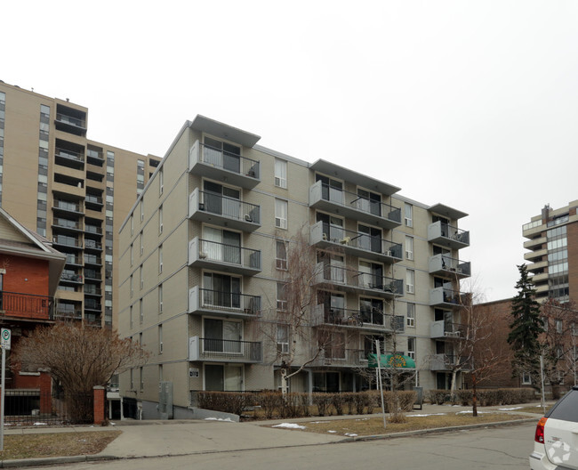 Building Photo - Horizon Park