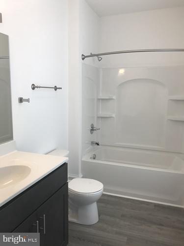 Building Photo - 19 N Duke St