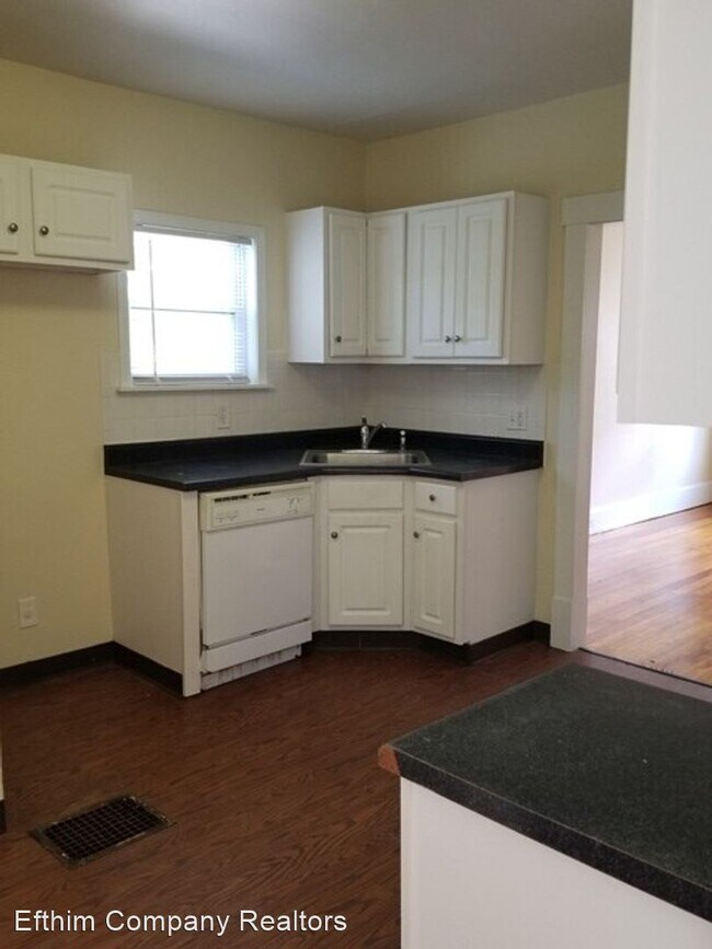 Building Photo - 2 br, 1 bath House - 8016 Albin Ave.