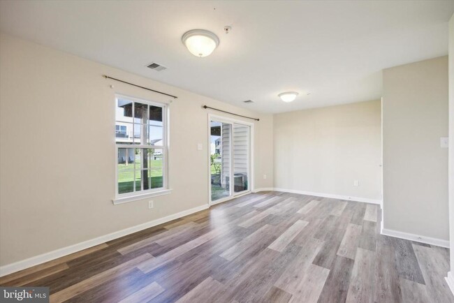 Foto del edificio - 103 Sandpiper Ct