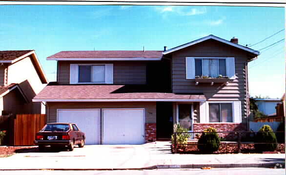 Foto del edificio - 1611 Redwood Ave